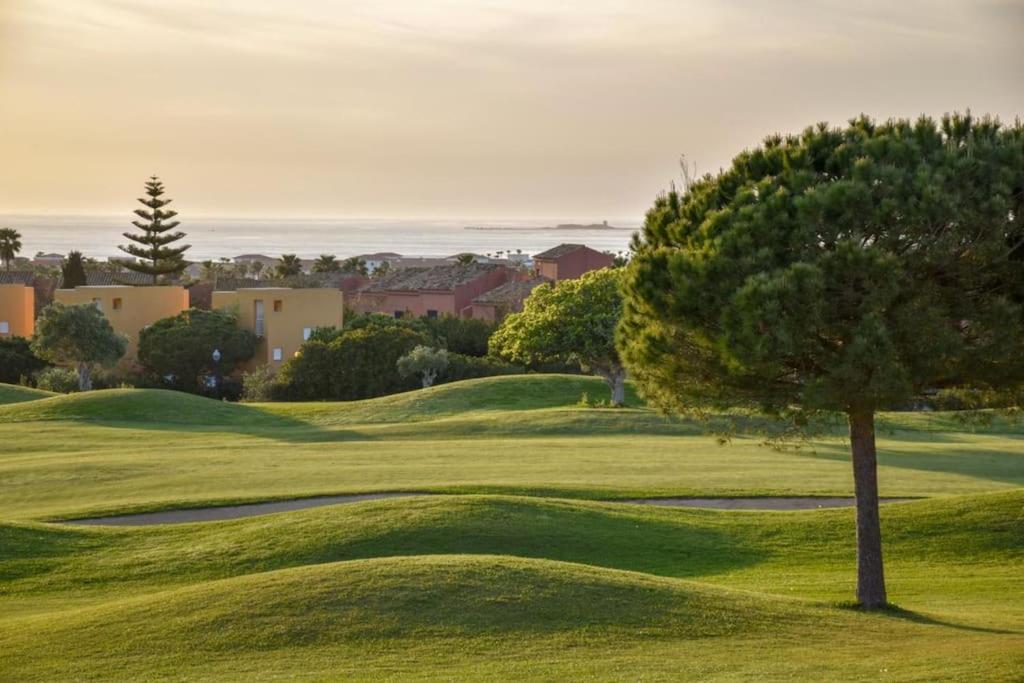 El Balcon Del Novo -Novo Sancti Petri- Luxury 3 Bedrooms - Piscina Y Pista Padel Chiclana de la Frontera Luaran gambar